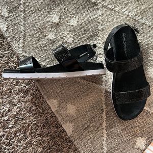 Fashion Nova Too Bad Moving On Black Slides size 6